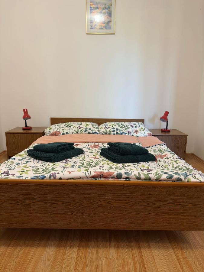 Apartmani Marko Novalja Bagian luar foto