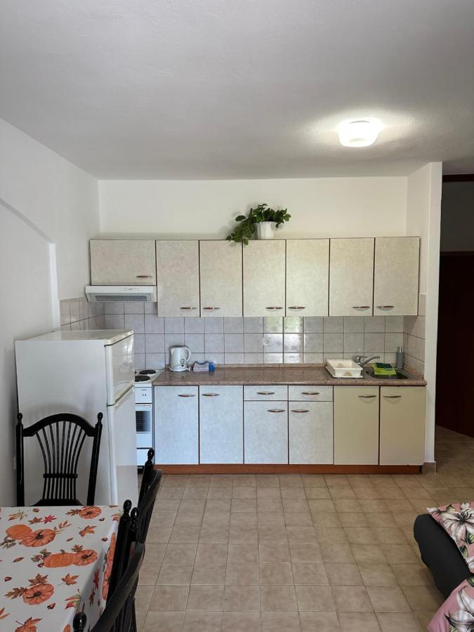 Apartmani Marko Novalja Bagian luar foto