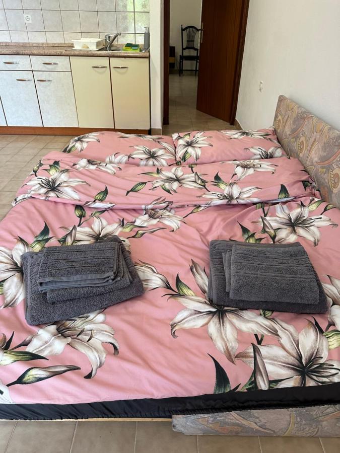 Apartmani Marko Novalja Bagian luar foto