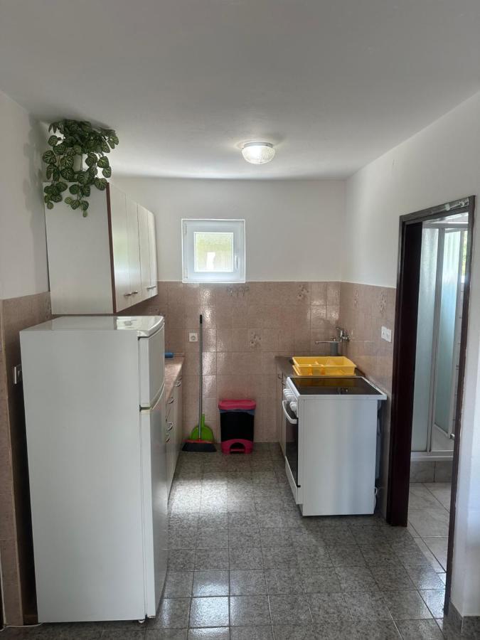 Apartmani Marko Novalja Bagian luar foto